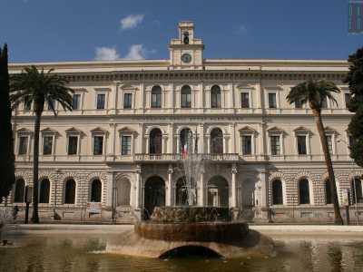 In pochi lo sanno, ma nel 1924 anche l'Ateneo barese adib� parte dei suoi spazi ad ospedale